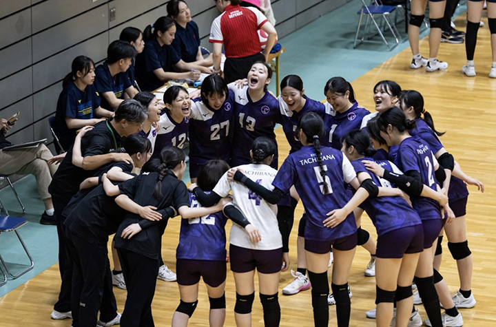 アシックス製 梅花女子大学 高校 女子バレーボール部 ユニフォーム